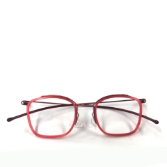 VUⅢ-62 レッド-RE