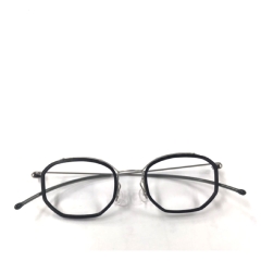 VUⅢ-63 チタン-BK